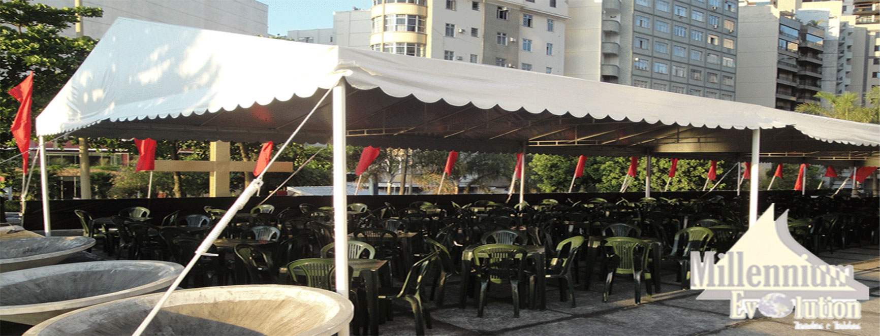 TENDAS E COBERTURAS
